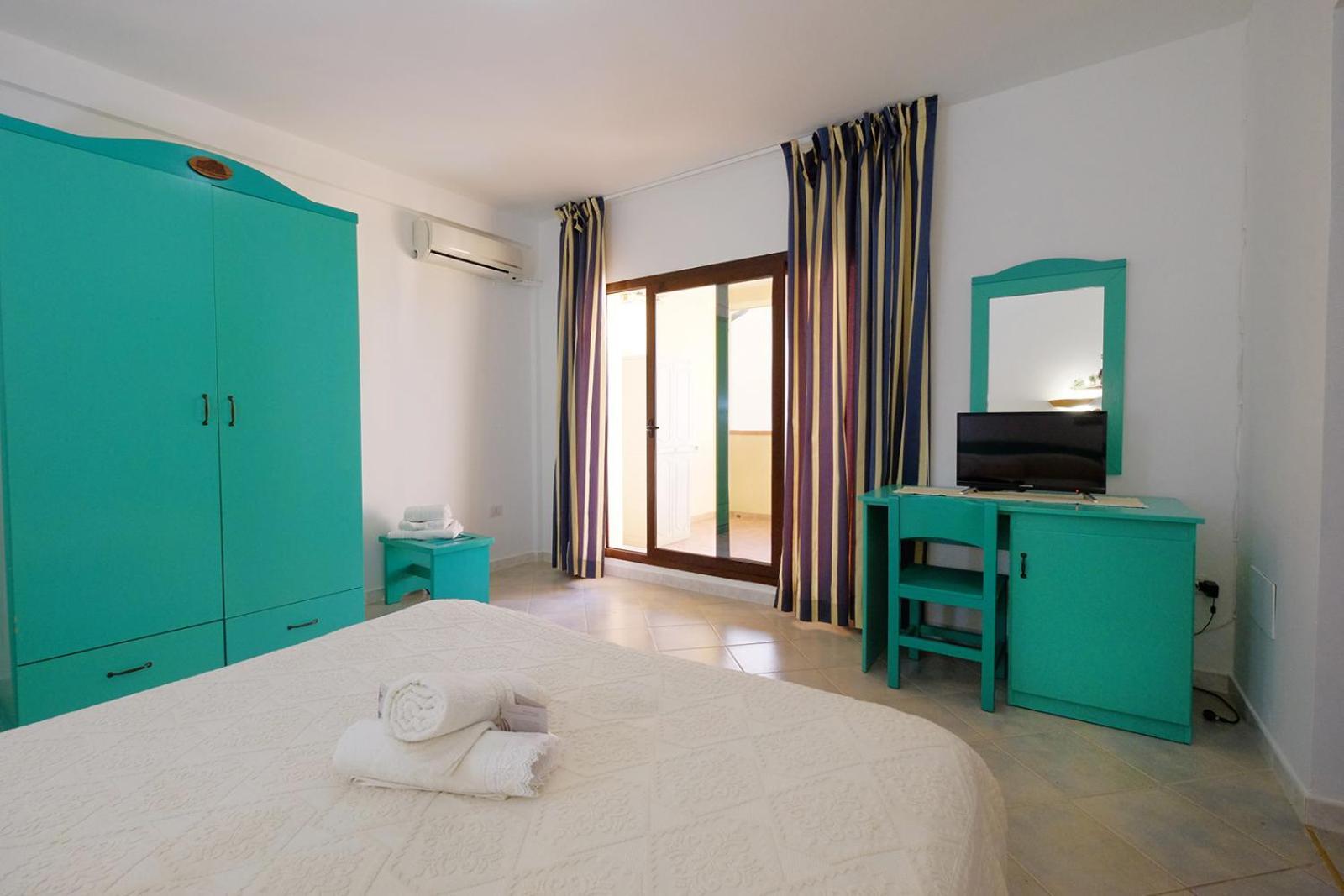 Hotel Su Nuraghe à SantʼAnna Arresi Extérieur photo